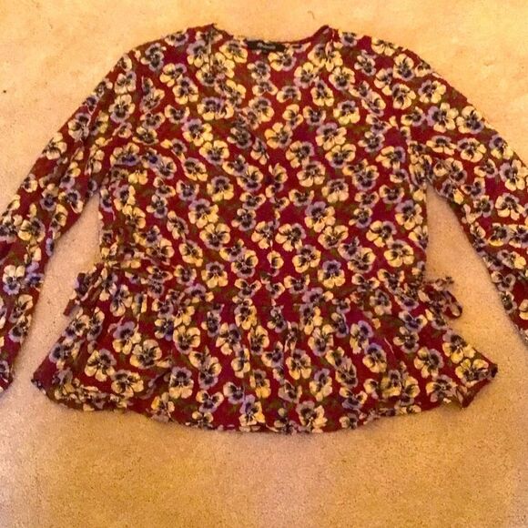 Madewell Drawstring Ruffle-Hem Top in Viola Floral - Picture 5 of 8